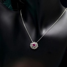 에디스 루비 목걸이