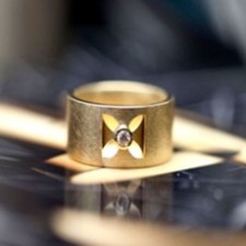 안다로미 반지 K18